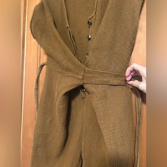 RUJUTA SHETH | VENUS JUMPER - EARTH *Rare* - Picture 7 of 12